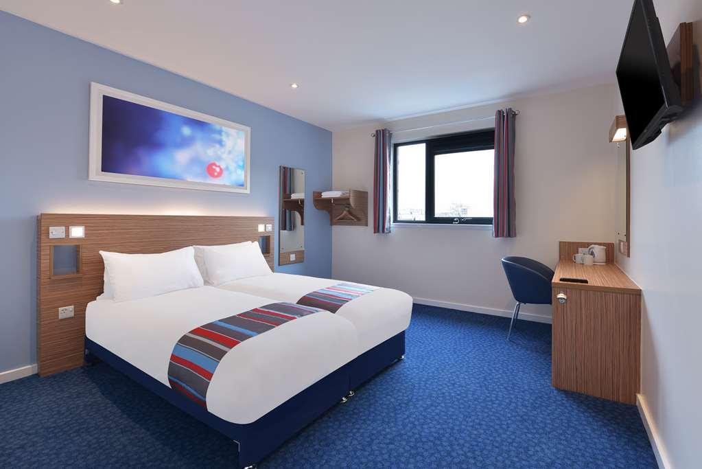 Travelodge Bath Waterside ห้อง รูปภาพ
