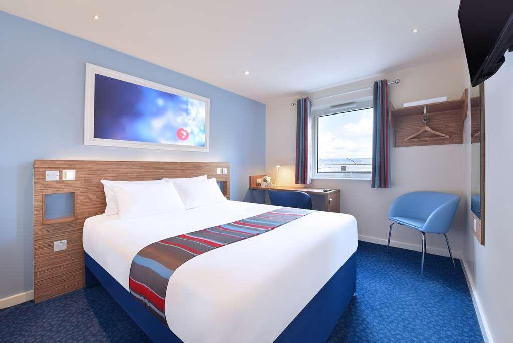 Travelodge Bath Waterside ห้อง รูปภาพ