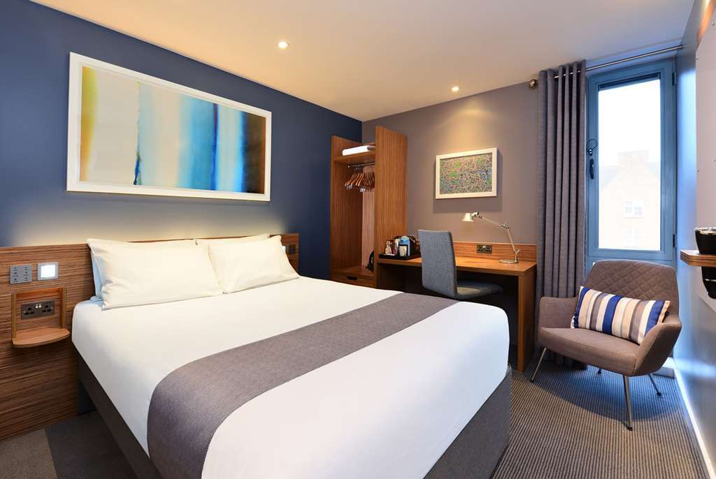 Travelodge Bath Waterside ห้อง รูปภาพ