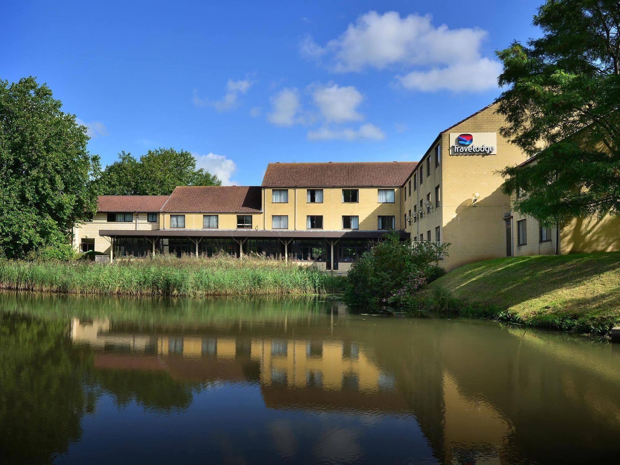 Travelodge Bath Waterside ภายนอก รูปภาพ