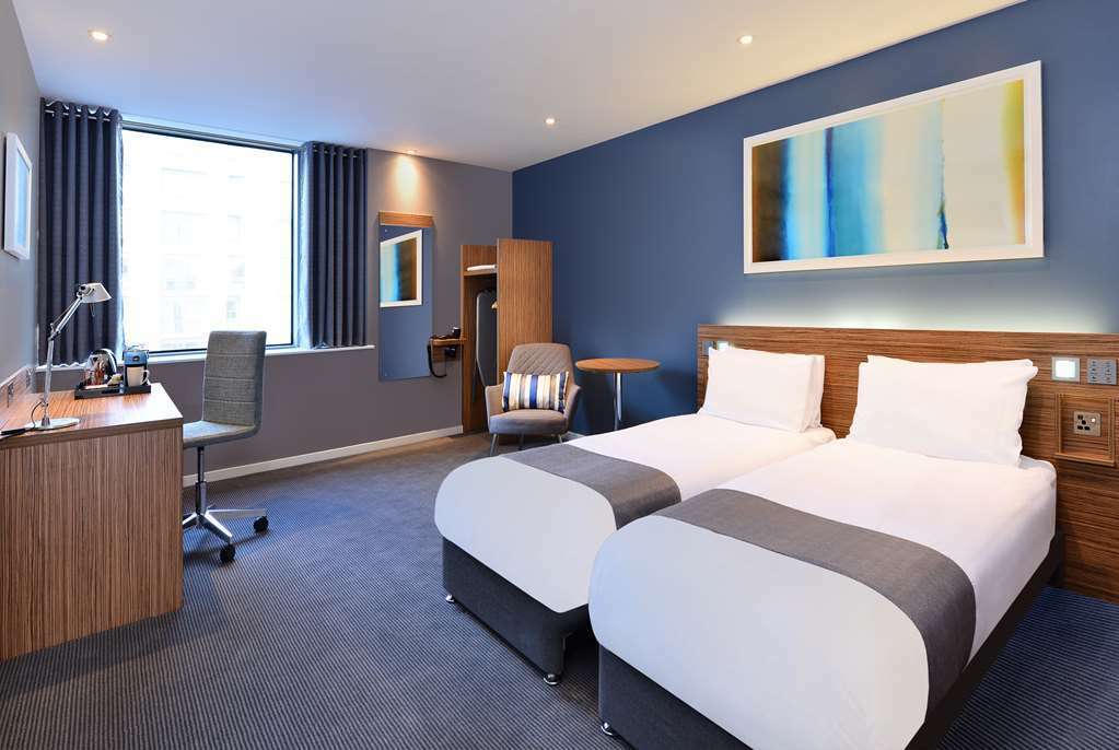 Travelodge Bath Waterside ห้อง รูปภาพ