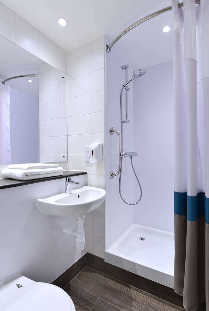 Travelodge Bath Waterside ห้อง รูปภาพ
